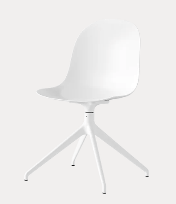 Sedia Academy 360 Connubia in legno e tessuto con schienale ergonomico, vista frontale.