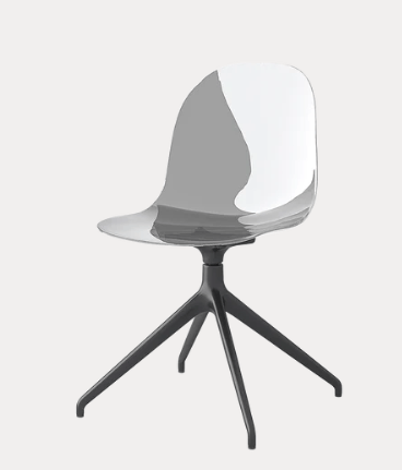 Sedia Academy Trasparente Grigia di Connubia con struttura in plastica trasparente e sedile in tessuto grigio.