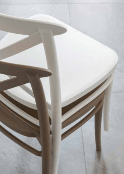 Sedia da soggiorno Borgo Antico La Seggiola in legno con schienale intagliato, stile rustico elegante, naturale finitura in legno