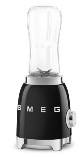 Frullatore multifunzione Smeg con contenitore in vetro e pulsanti di controllo, ideale per frullare e mescolare.