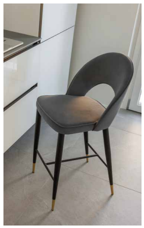 Opera Stool La Seggiola