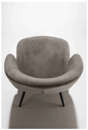 Sedia living Pigalle La Seggiola in tessuto tortora, design elegante e moderna per ambienti interni.