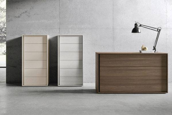 Settimino Bilbao Cinquanta3, comò e cassettiera in stile moderno, con finiture eleganti, ideale per camere da letto contemporanee.