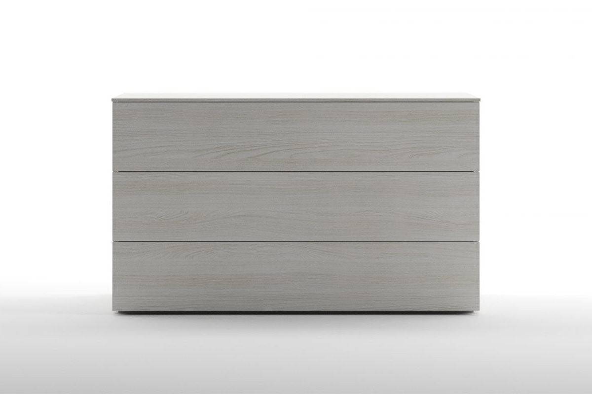 Comò Atene Cinquanta3 con cassetti in legno naturale, design elegante, ideale per camere da letto moderne e funzionali.