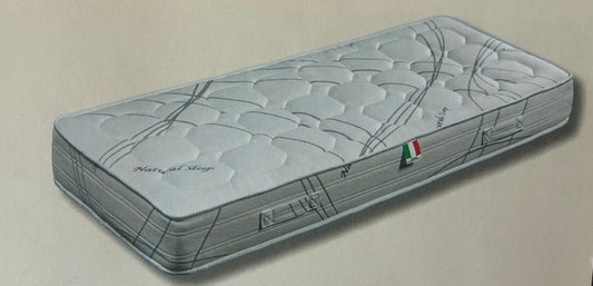 Materasso Style di ArredamentiOnline, morbido e confortevole con rivestimento in tessuto, adatto per un riposo di qualità