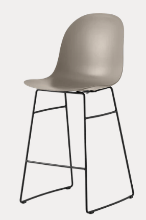 Sgabello Academy Connubia con seduta in tessuto tortora e struttura in metallo nero, design moderno e versatile.