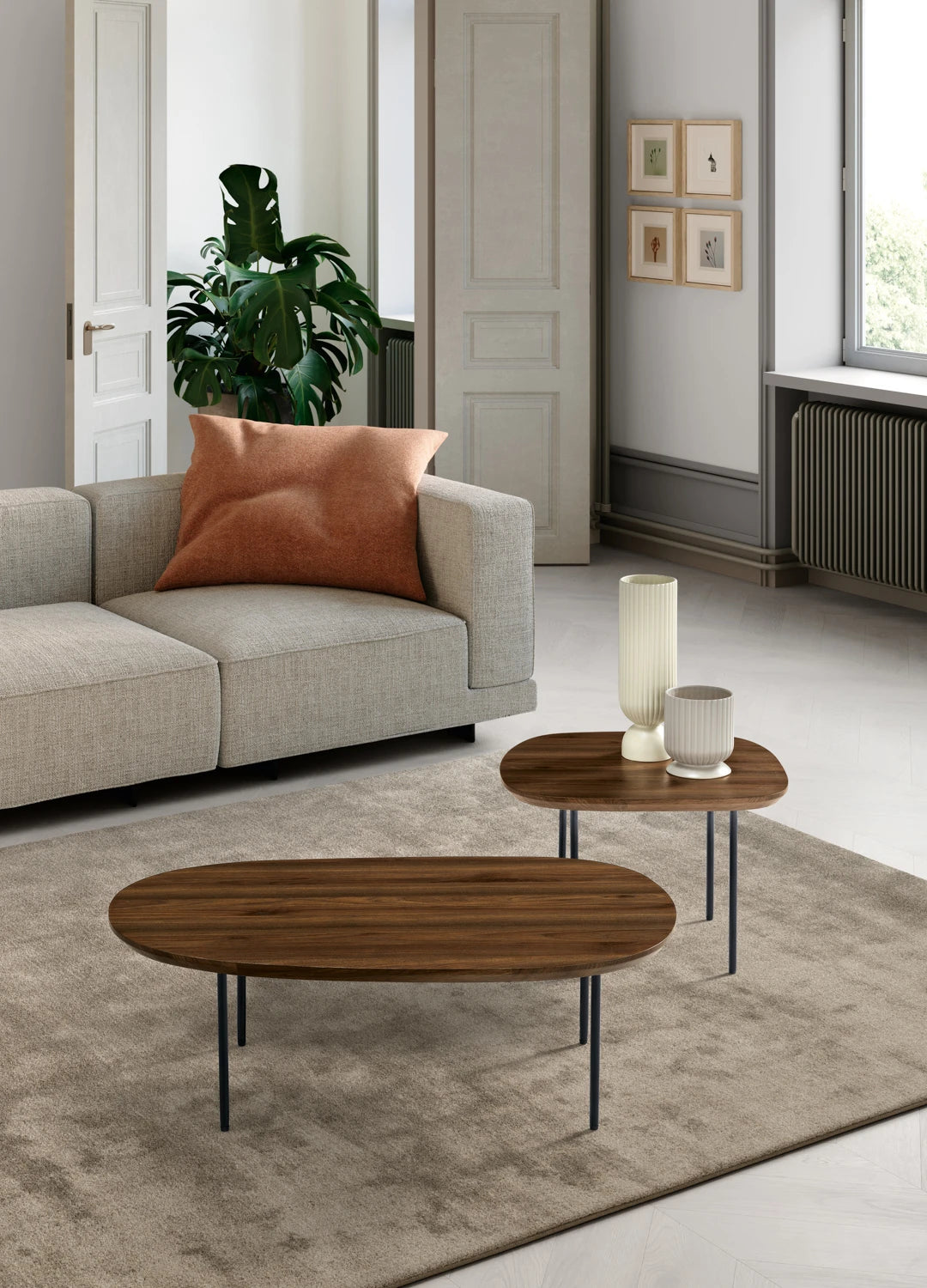 Tavolino da salotto Flux Ikone in vetro e metallo, design moderno, superficie liscia, ideale per soggiorno elegante.