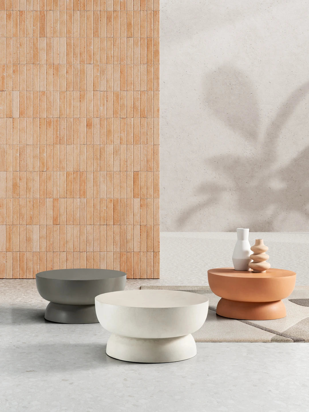 Tavolino da salotto Sisto Ikone in legno con design moderno, ideale per ambienti living eleganti e funzionali.