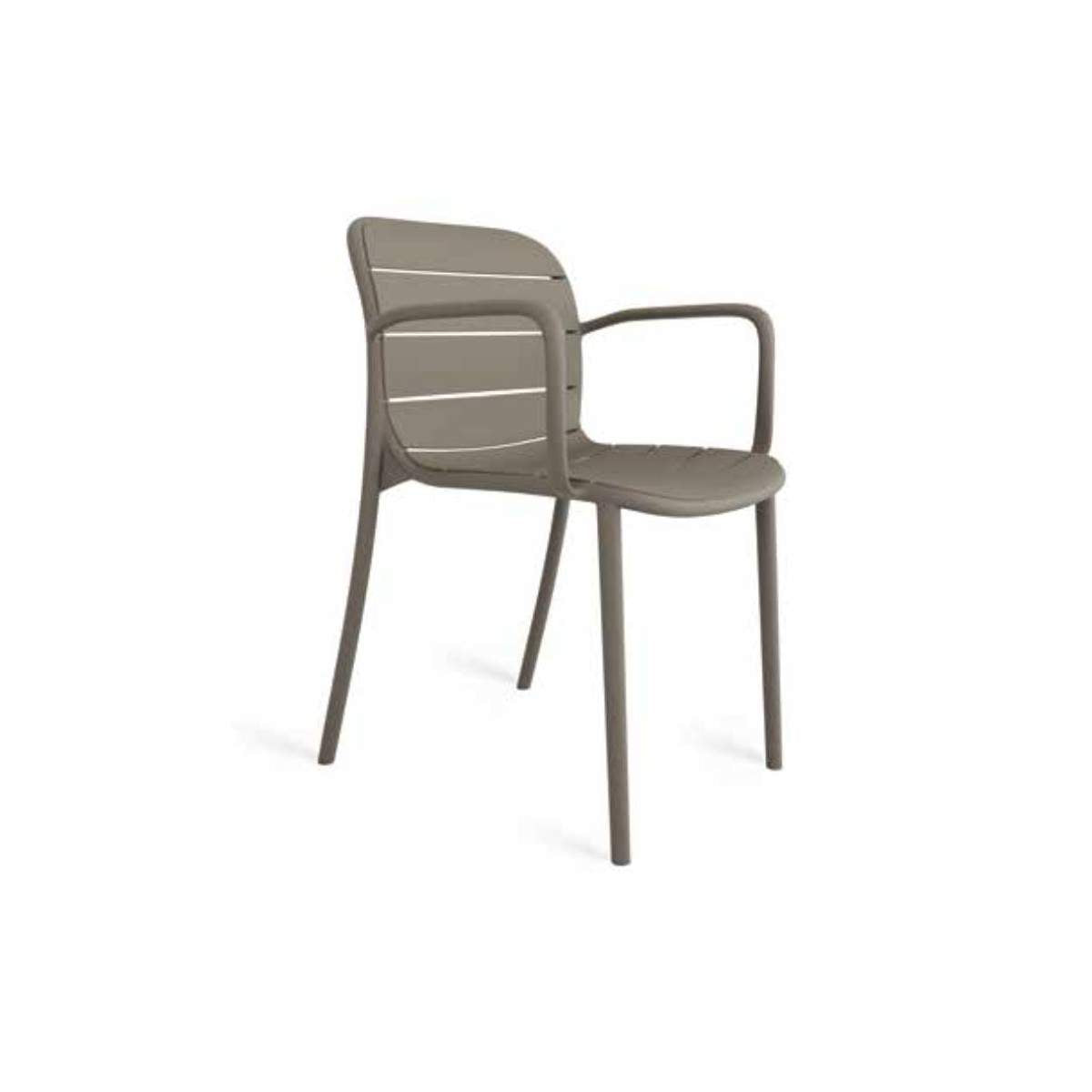Sedia Malaga con braccioli di La Seggiola, struttura in legno chiaro e seduta imbottita, ideale per sala da pranzo.